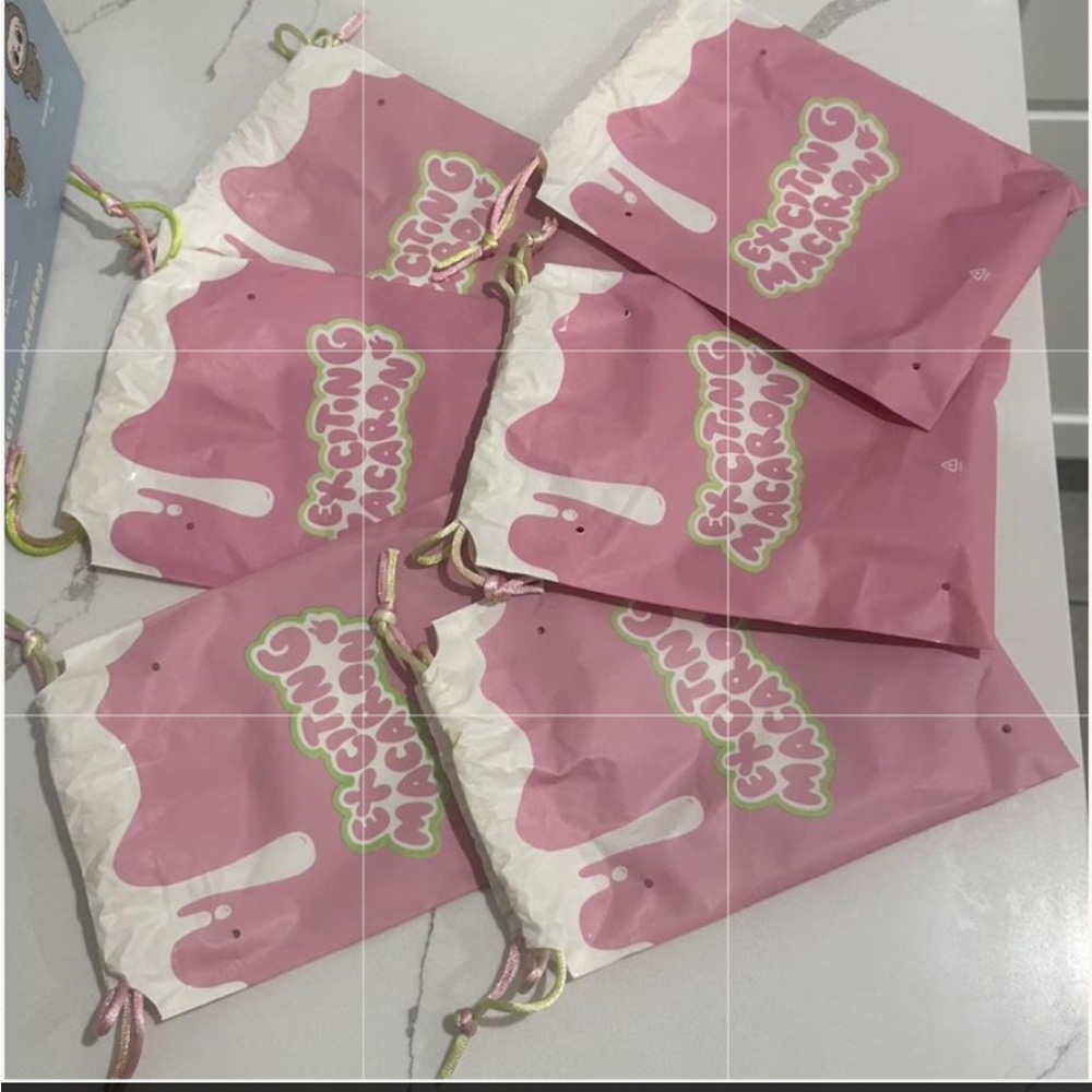 💐 LABUBU DRAWSTRING BAG 💐